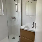 بيت للعطل Picturesque Lakeview House For 6 *