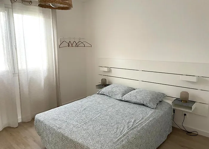 Ferienhaus Picturesque Lakeview House For 6 *