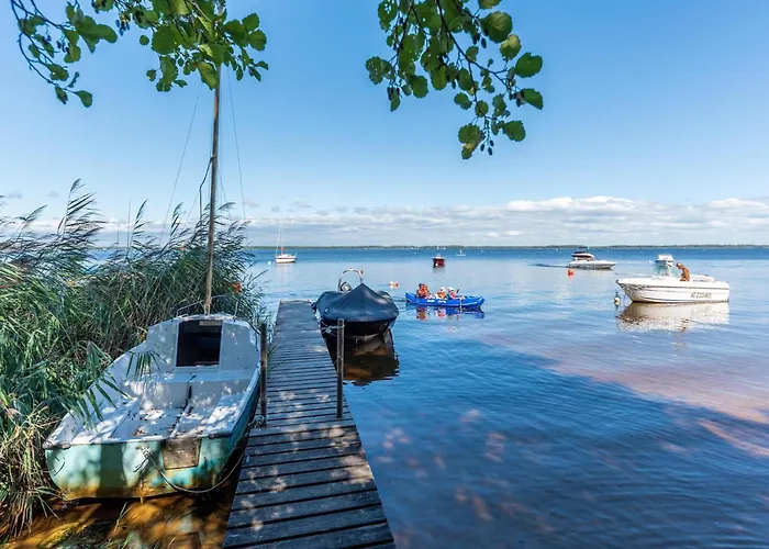 Ferienhaus Picturesque Lakeview House For 6 *